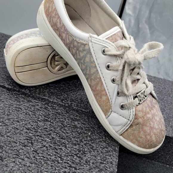 Michael Kors Girl Youth Sneakers Size 2Y - Picture 3 of 6